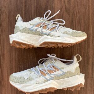 New Balance-Tektrel Trail Running Shoe - Women's Size 7, Medium Width